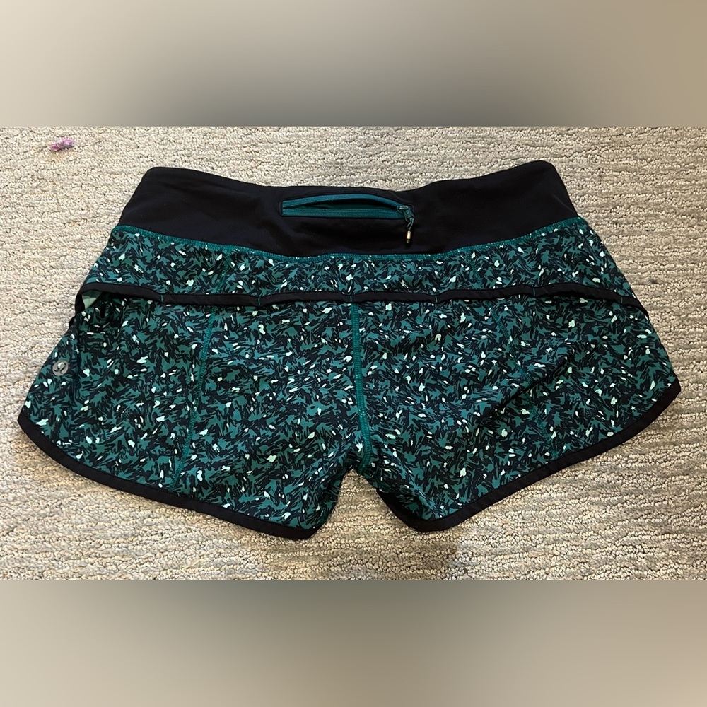 Lululemon Speed Up Low-Rise Lined Short 2.5"